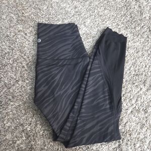 Lululemon Black Zebra Print Leggings Crop Length
